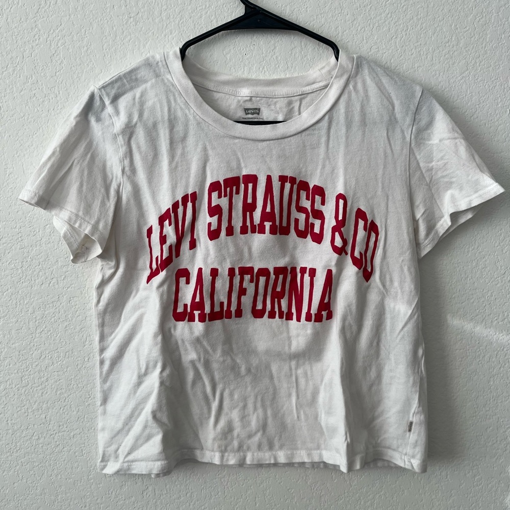 Levis Women's Graphic Tee Size XS